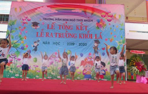 Lễ tổng kết - Lễ ra trường khối lá năm học 2019 - 2020