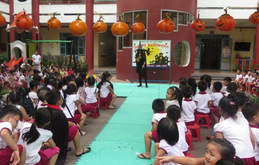 Bộ ảnh Lễ hội Halloween huyền bí của trẻ năm 2019