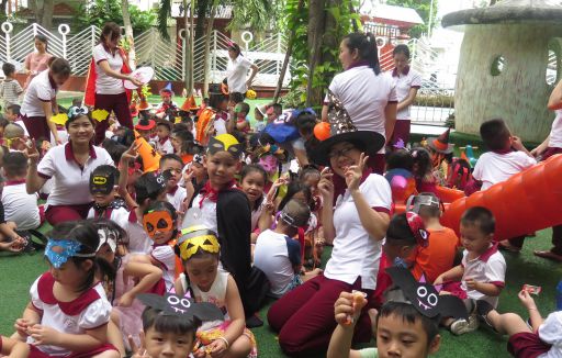 Bộ ảnh Lễ hội Halloween huyền bí của trẻ năm 2019