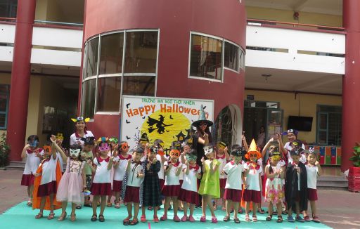 Bộ ảnh Lễ hội Halloween huyền bí của trẻ năm 2019
