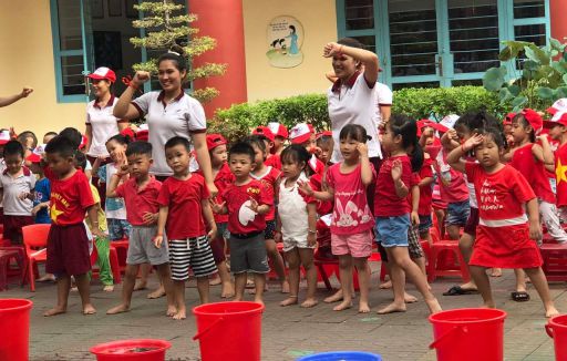 Bé vui chơi ngày hè năm học 2018 - 2019