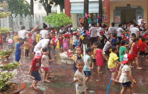 Bé vui chơi ngày hè năm học 2018 - 2019